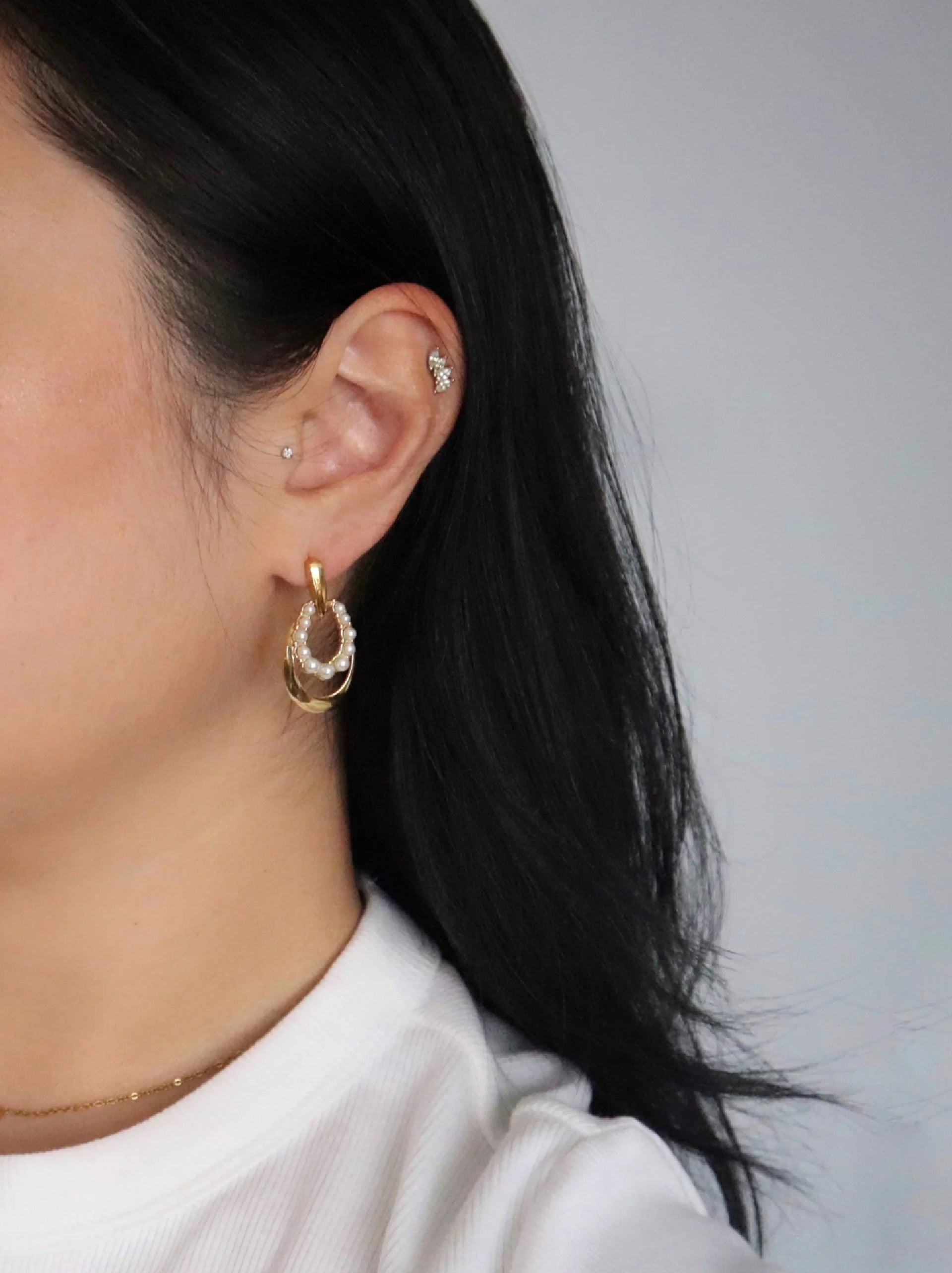 Twin Oval Pearl Earrings
