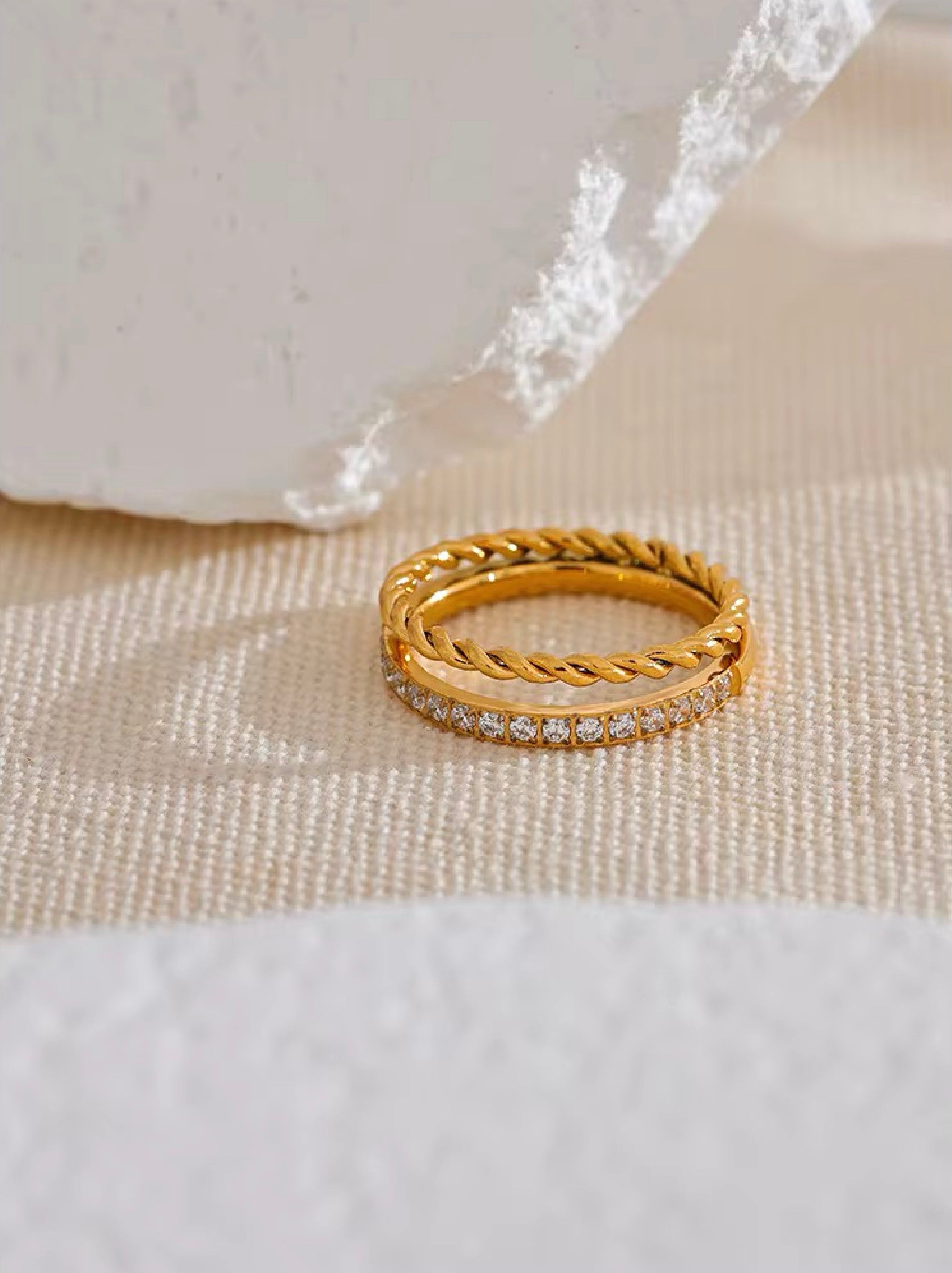 Sansa Ring