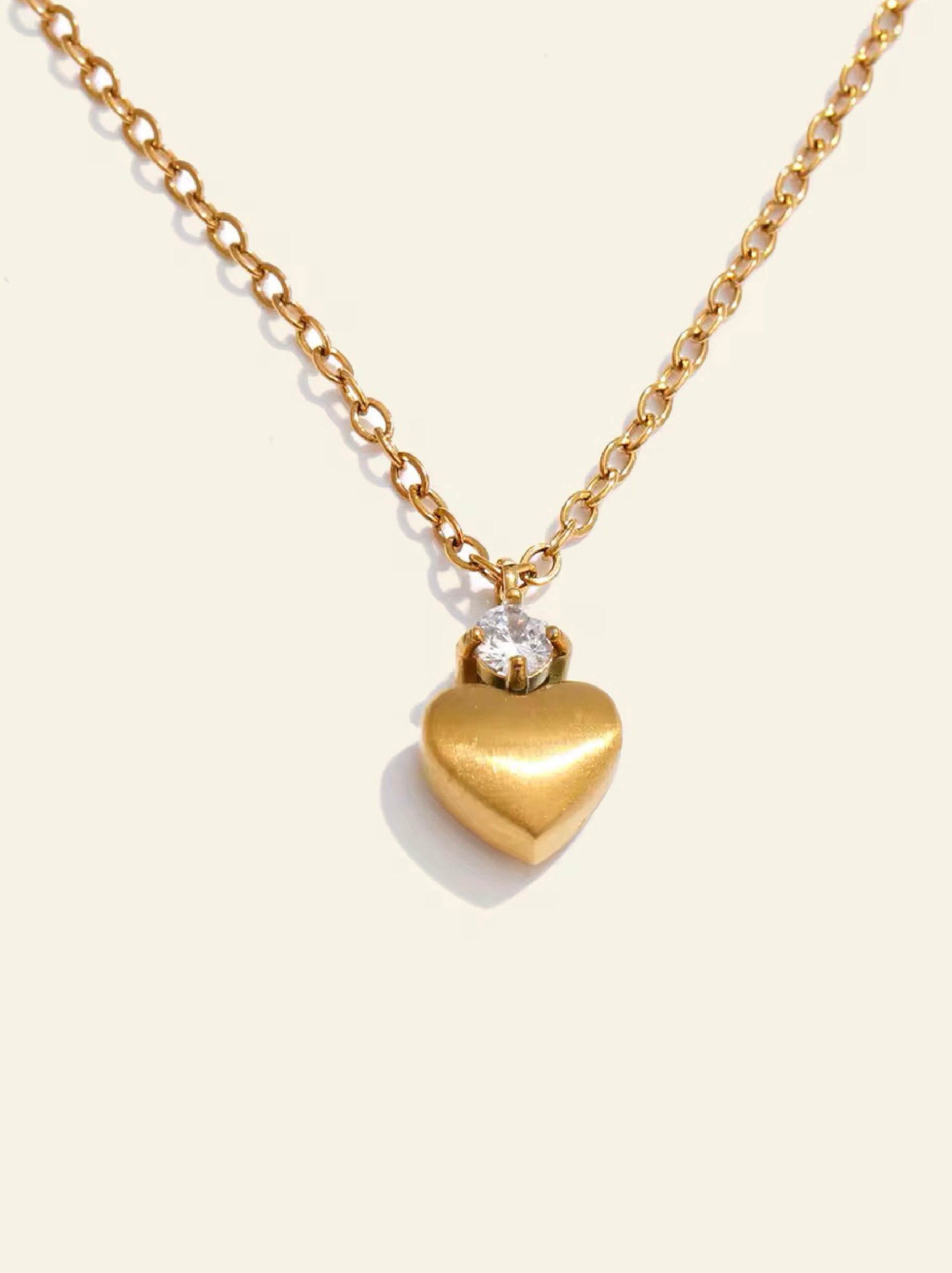 Volantis Necklace