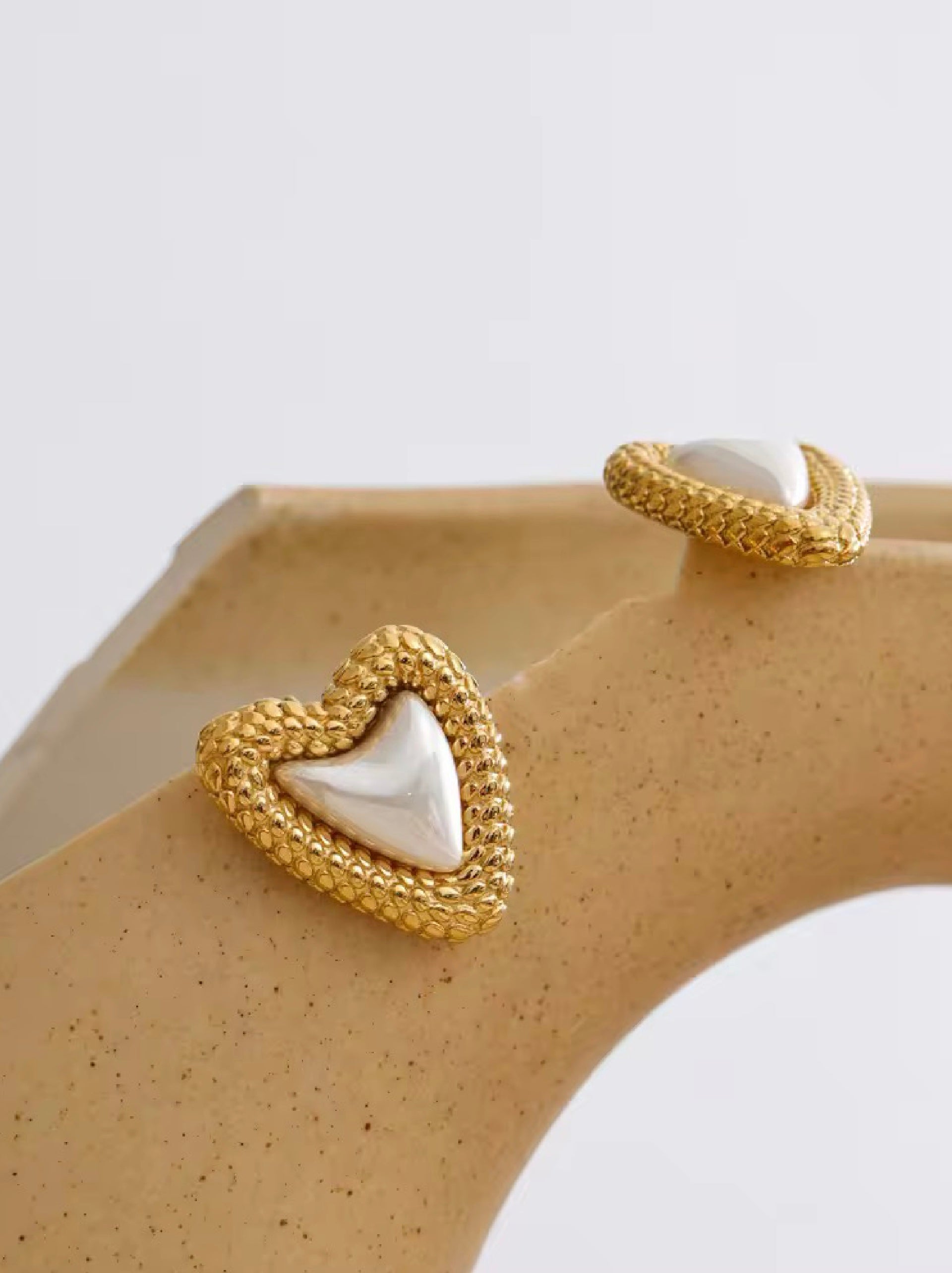 Baela Pearl Earrings