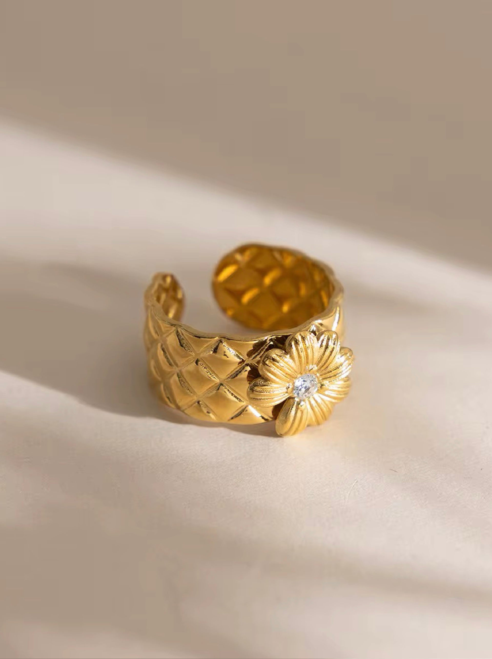 Olenna Ring