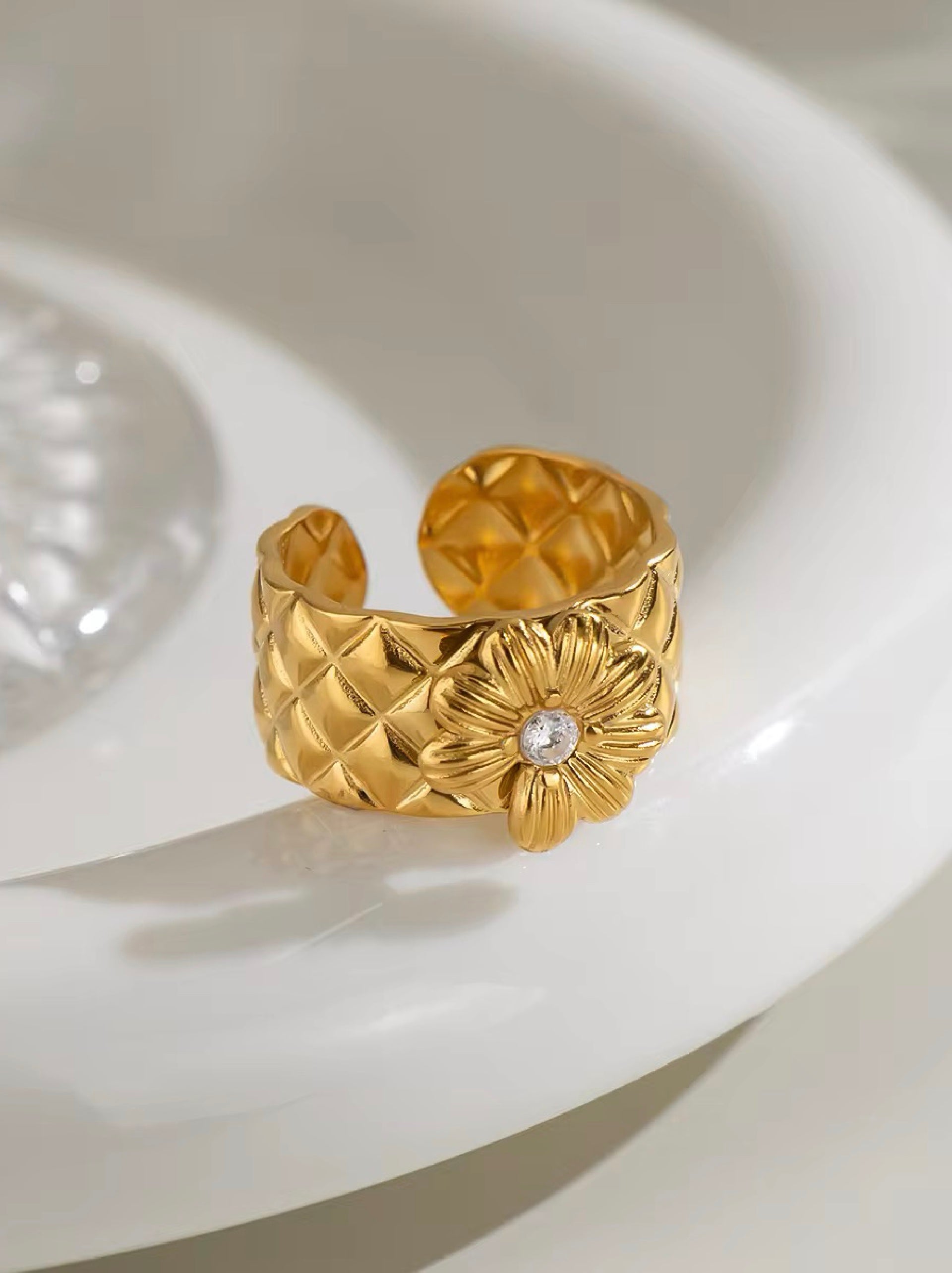 Olenna Ring