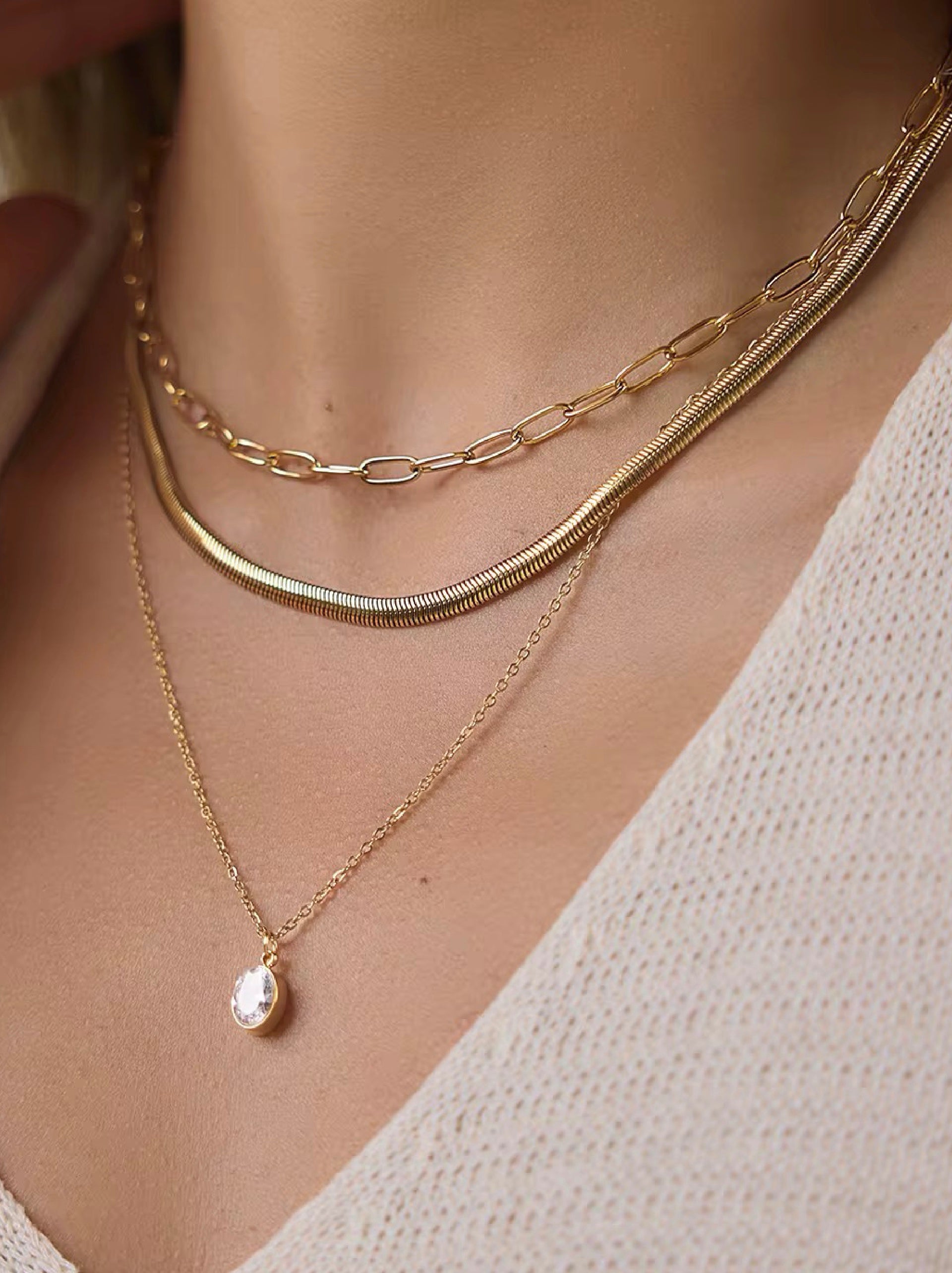Pentos Necklace