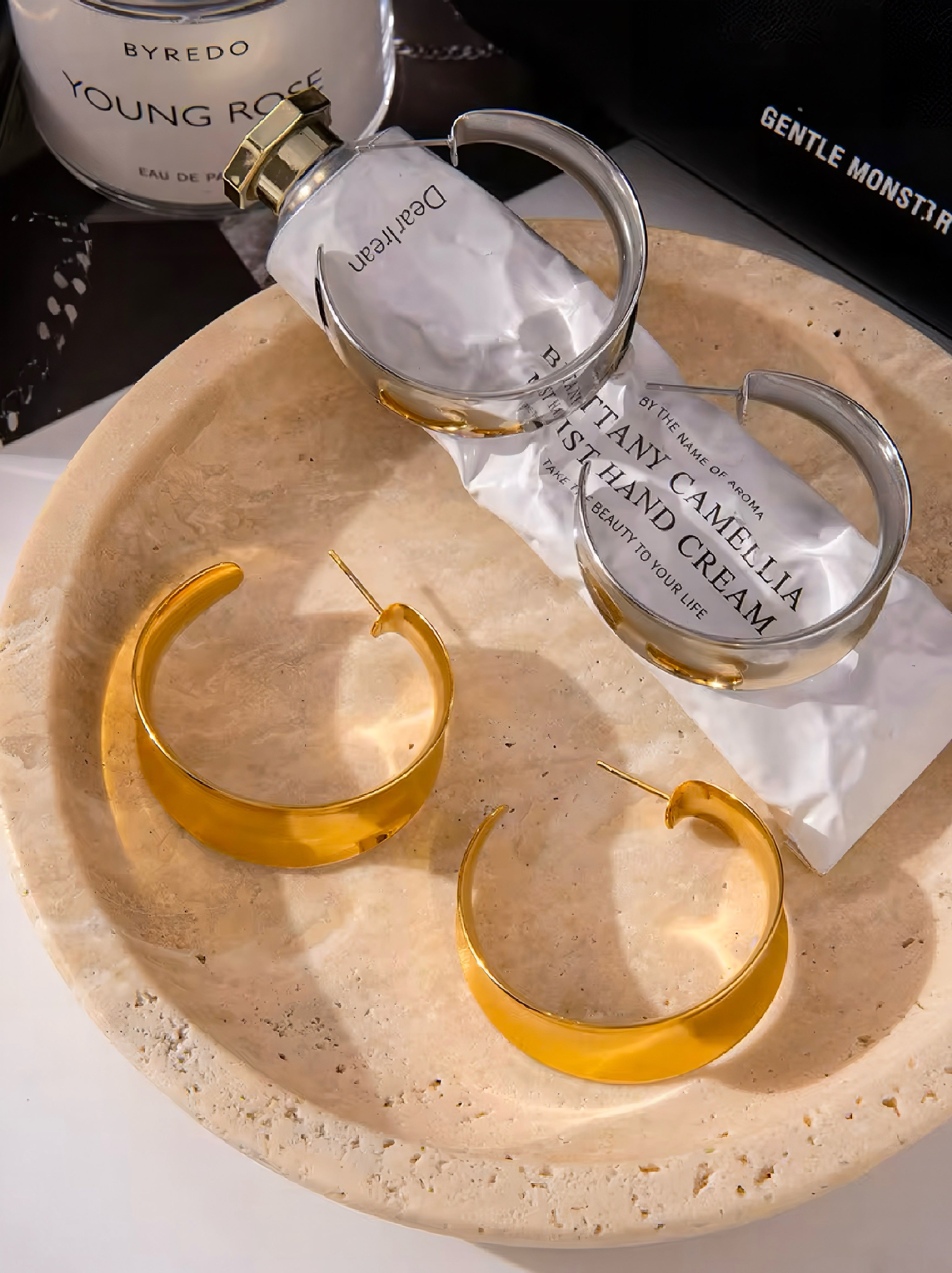 Classic Moon Hoop