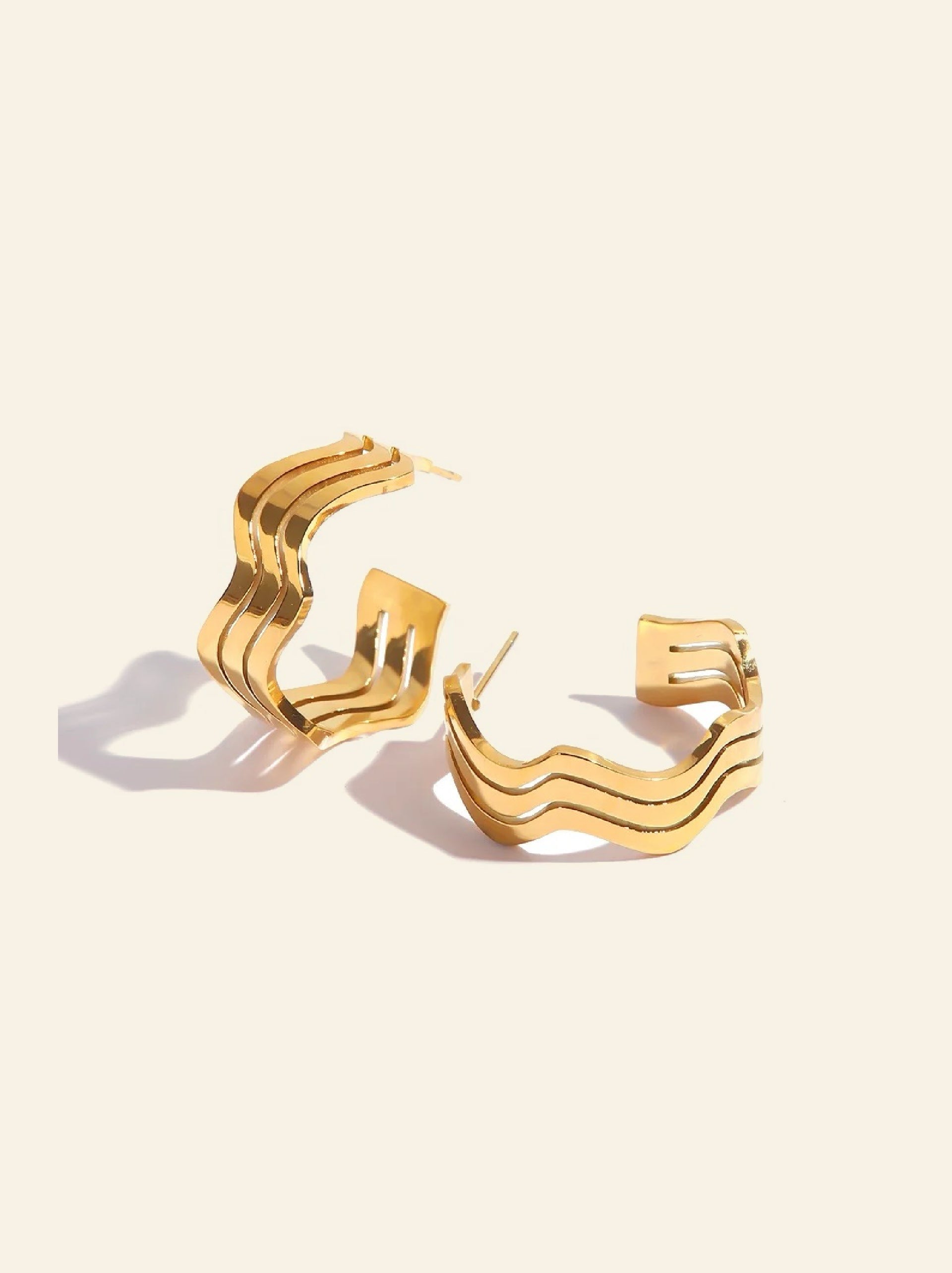 Wave trio hoops