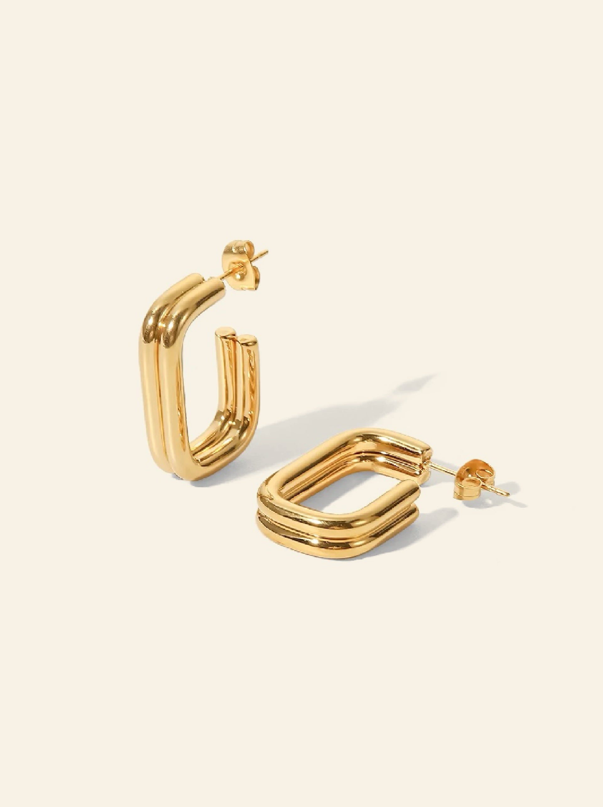Uno Earring