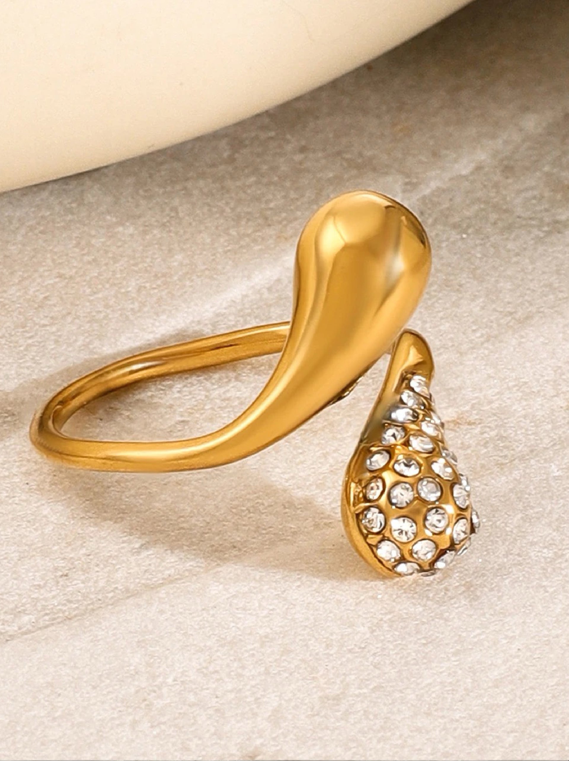 Dewdrop Ring