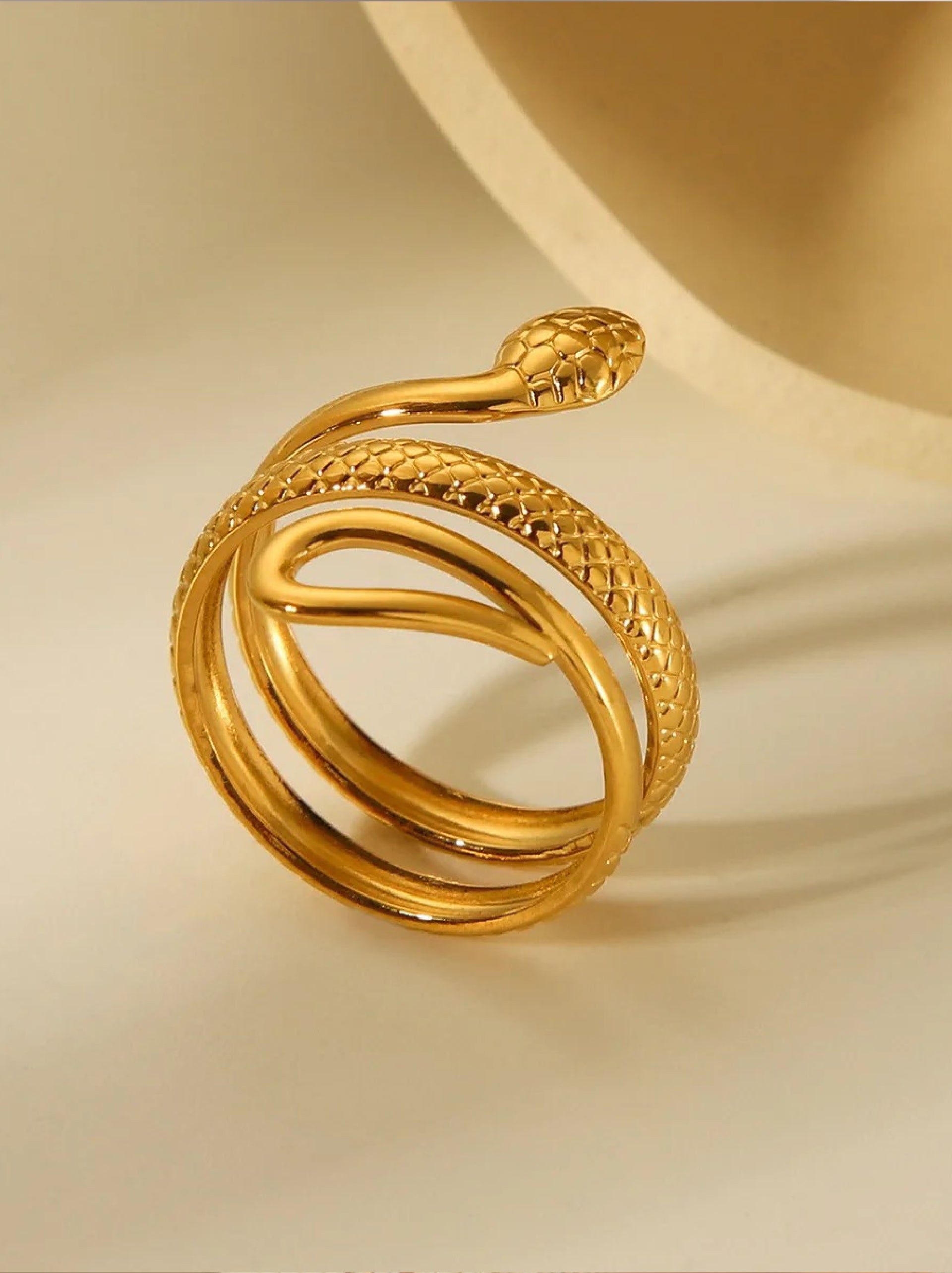 Detailed Snake Ring