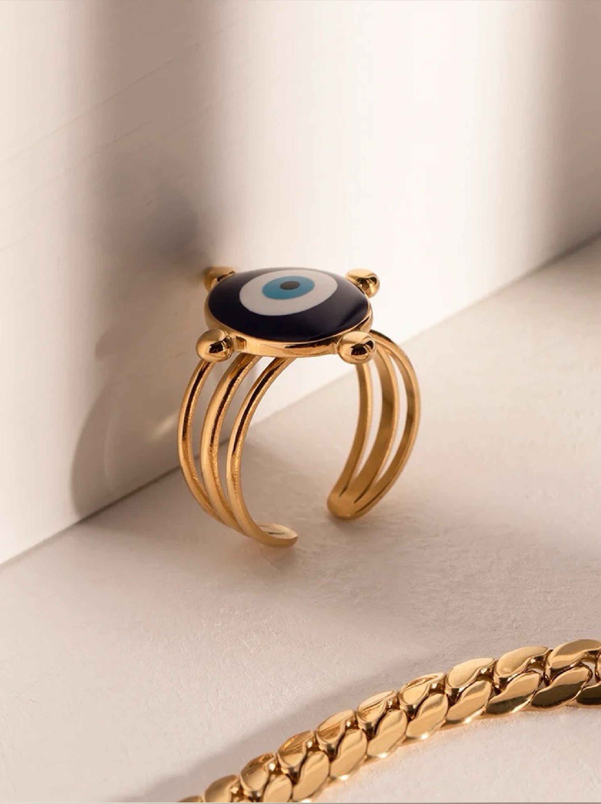 Iris Ring