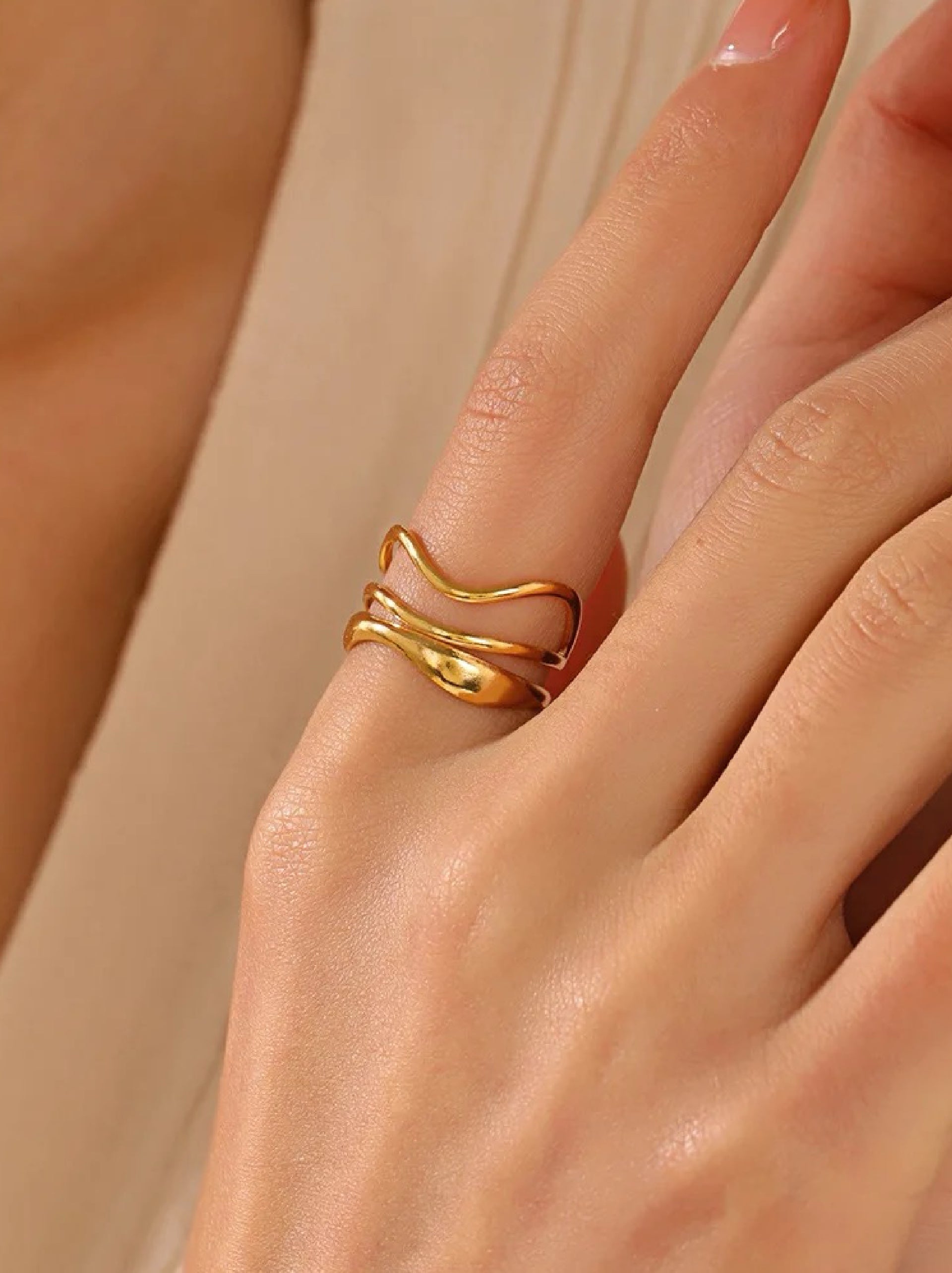 Ripplia Ring