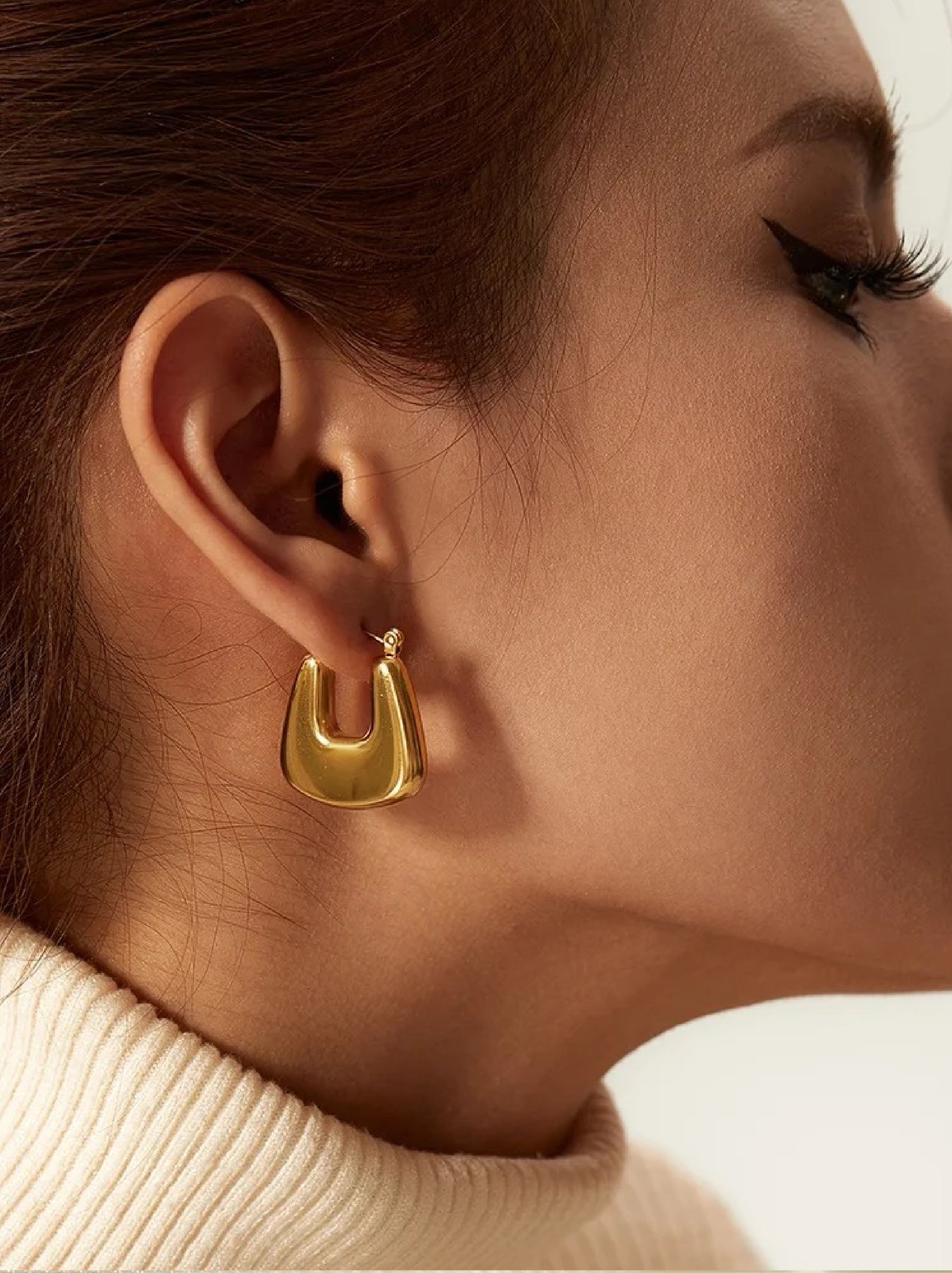 Ophelia Hoops