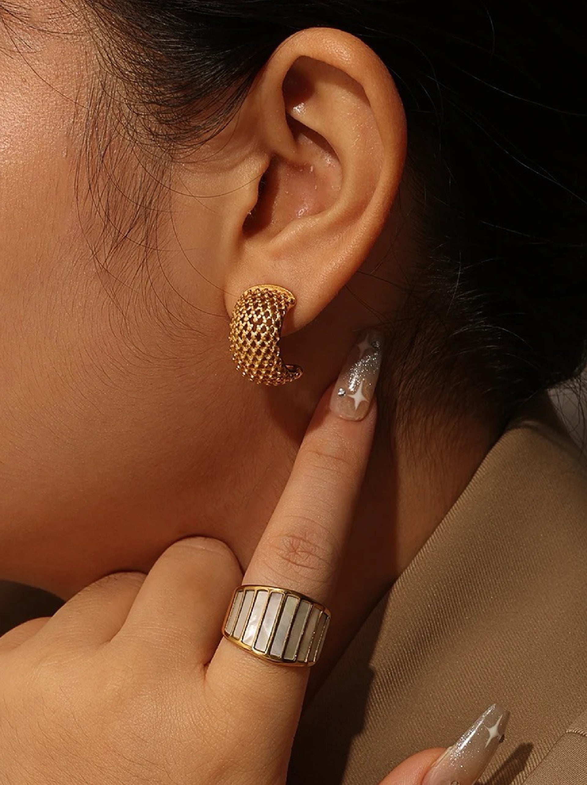 Hive Earring