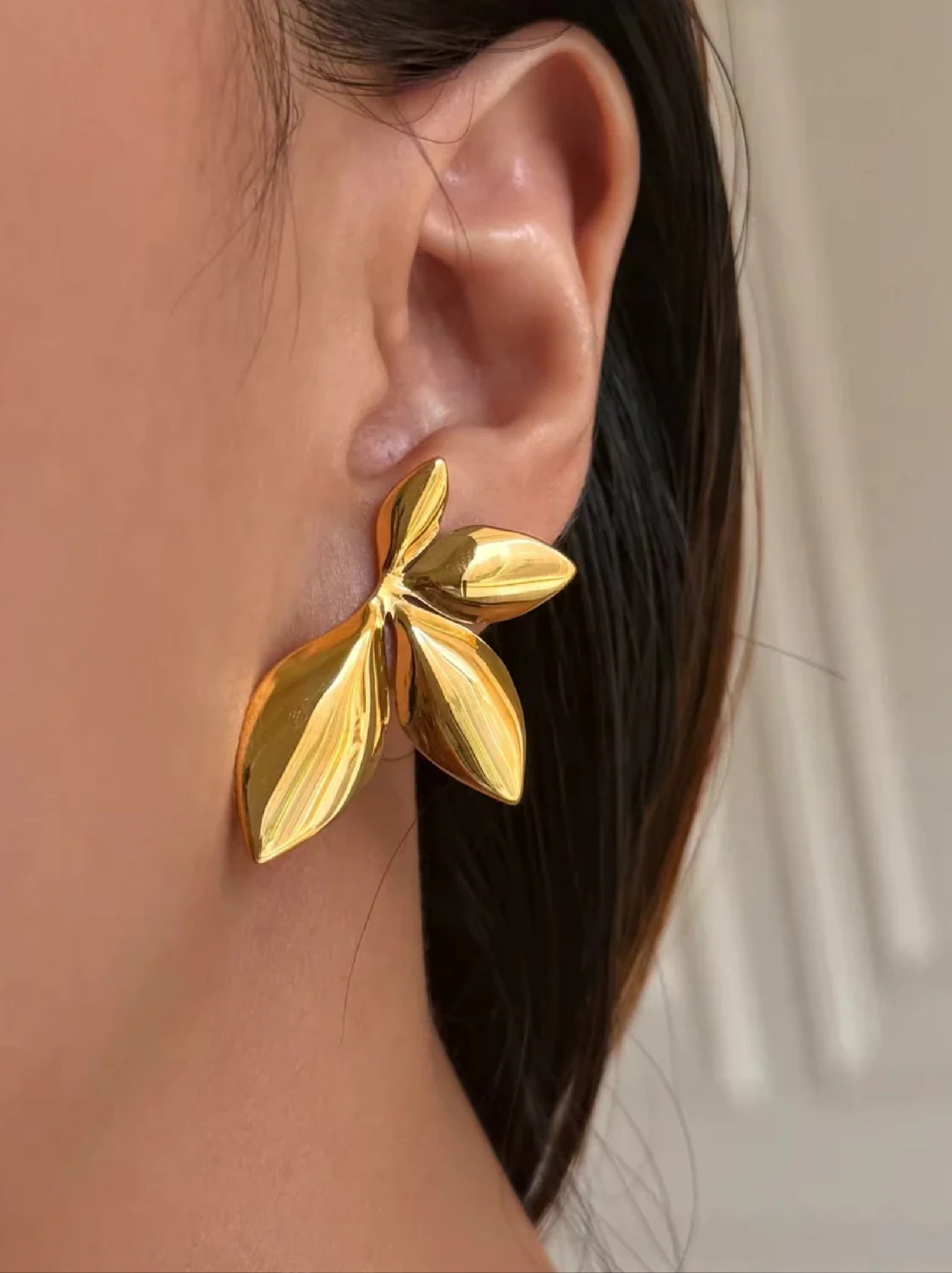 Petal Earring