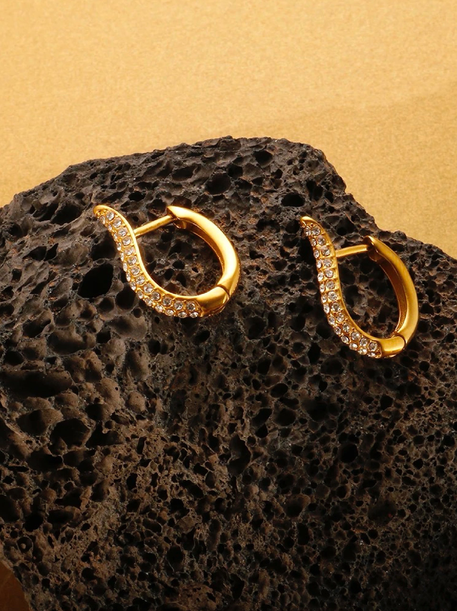 Gleam Hoops