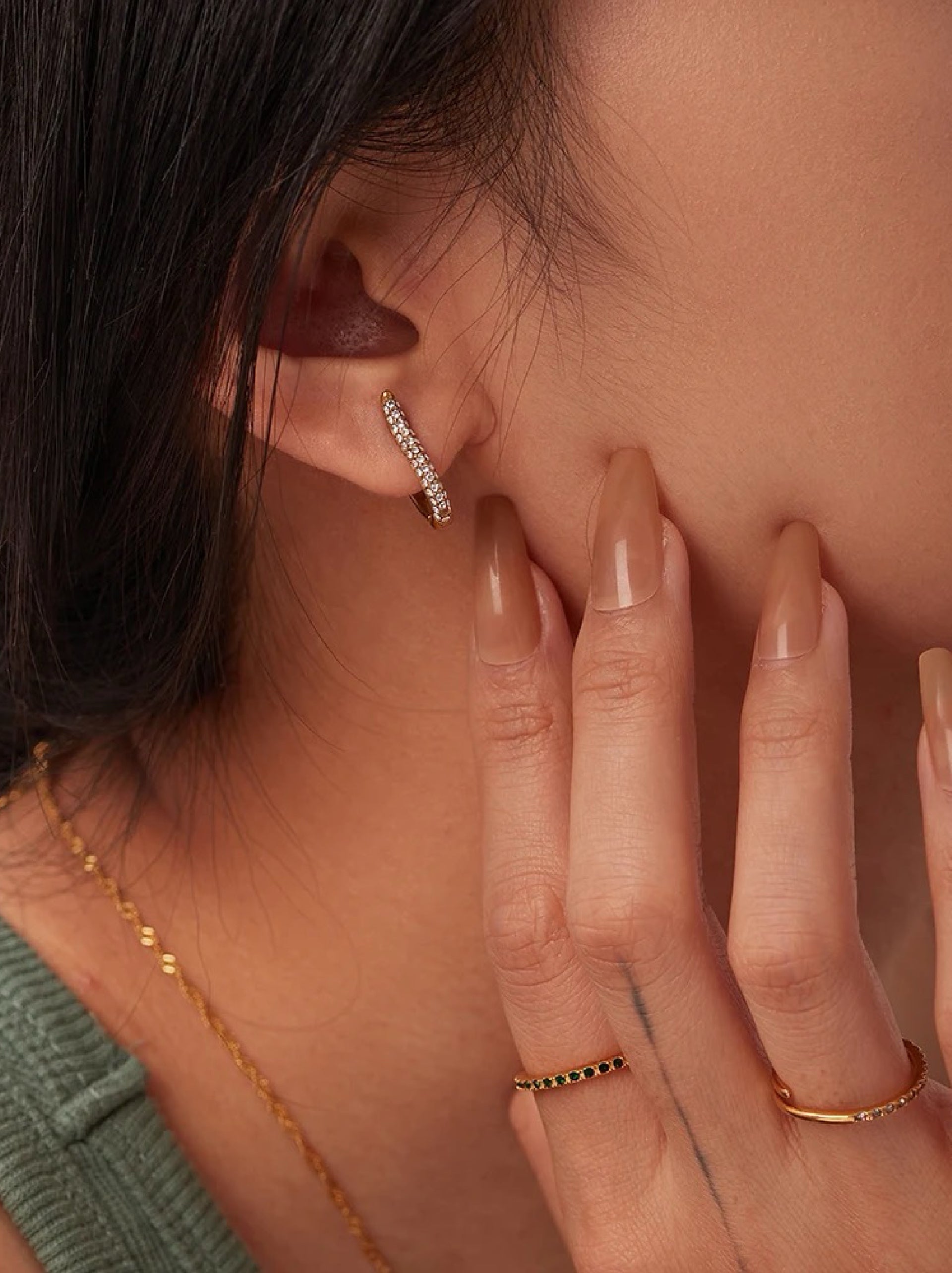 Gleam Hoops