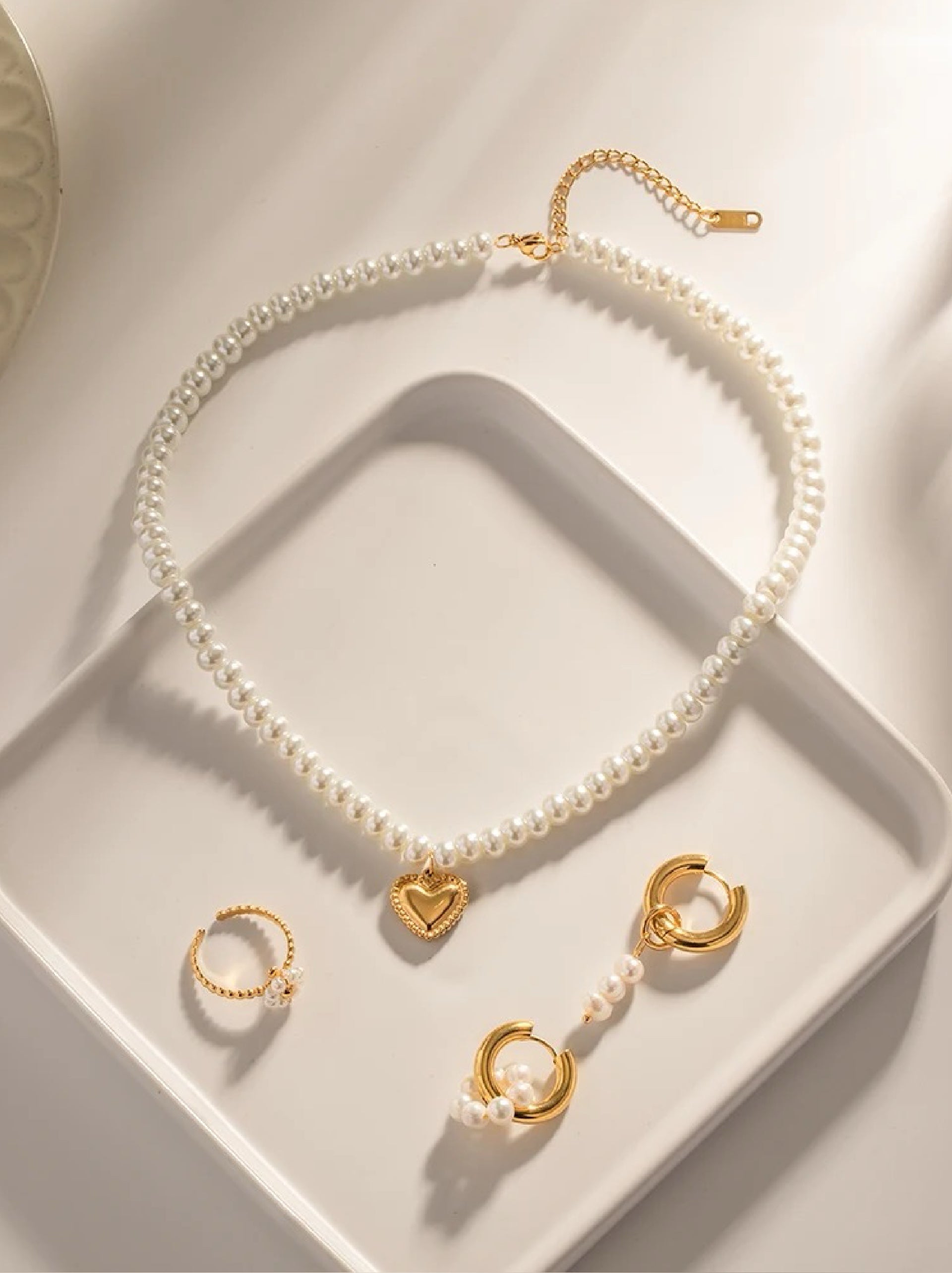 Coralina Necklace