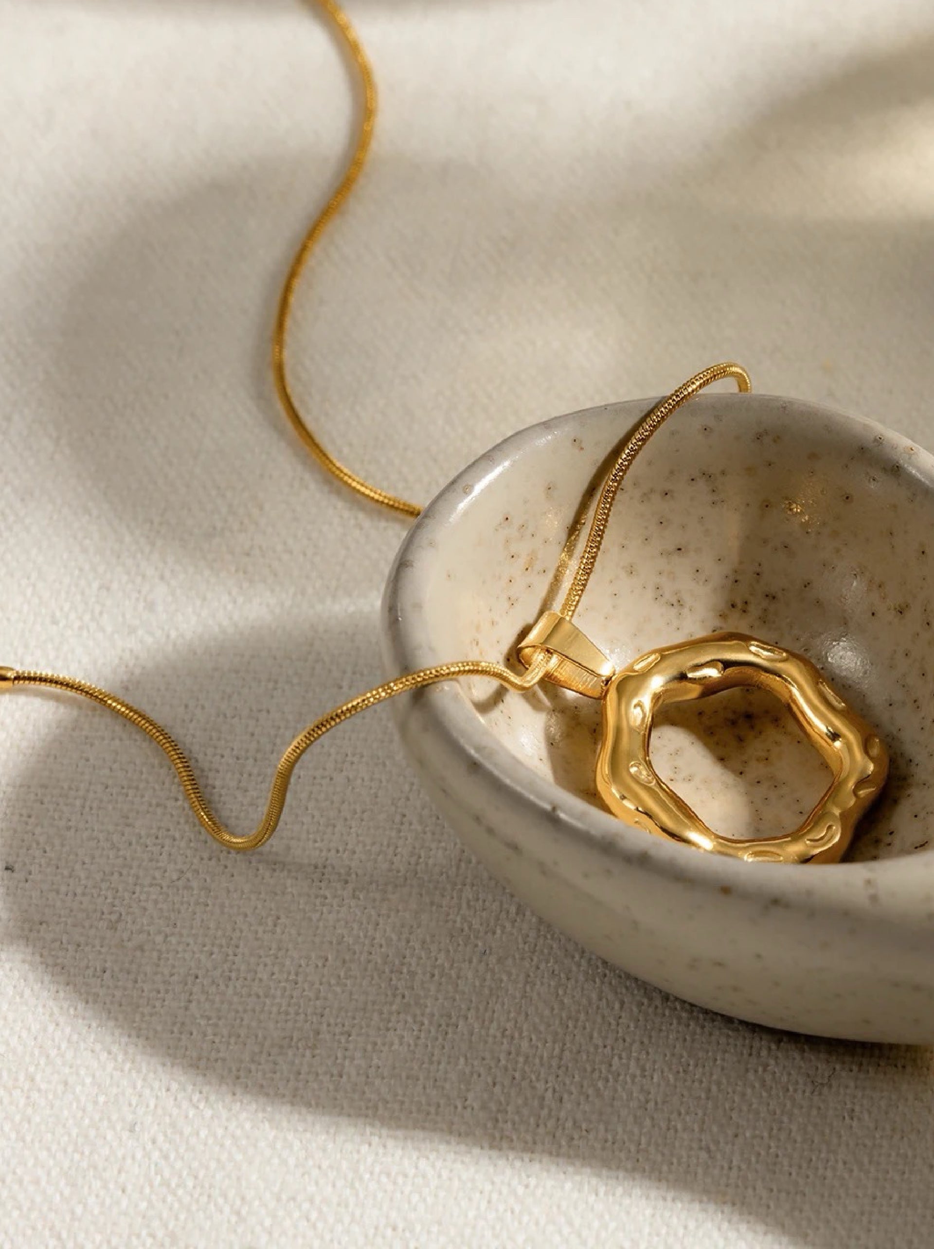 Miro necklace