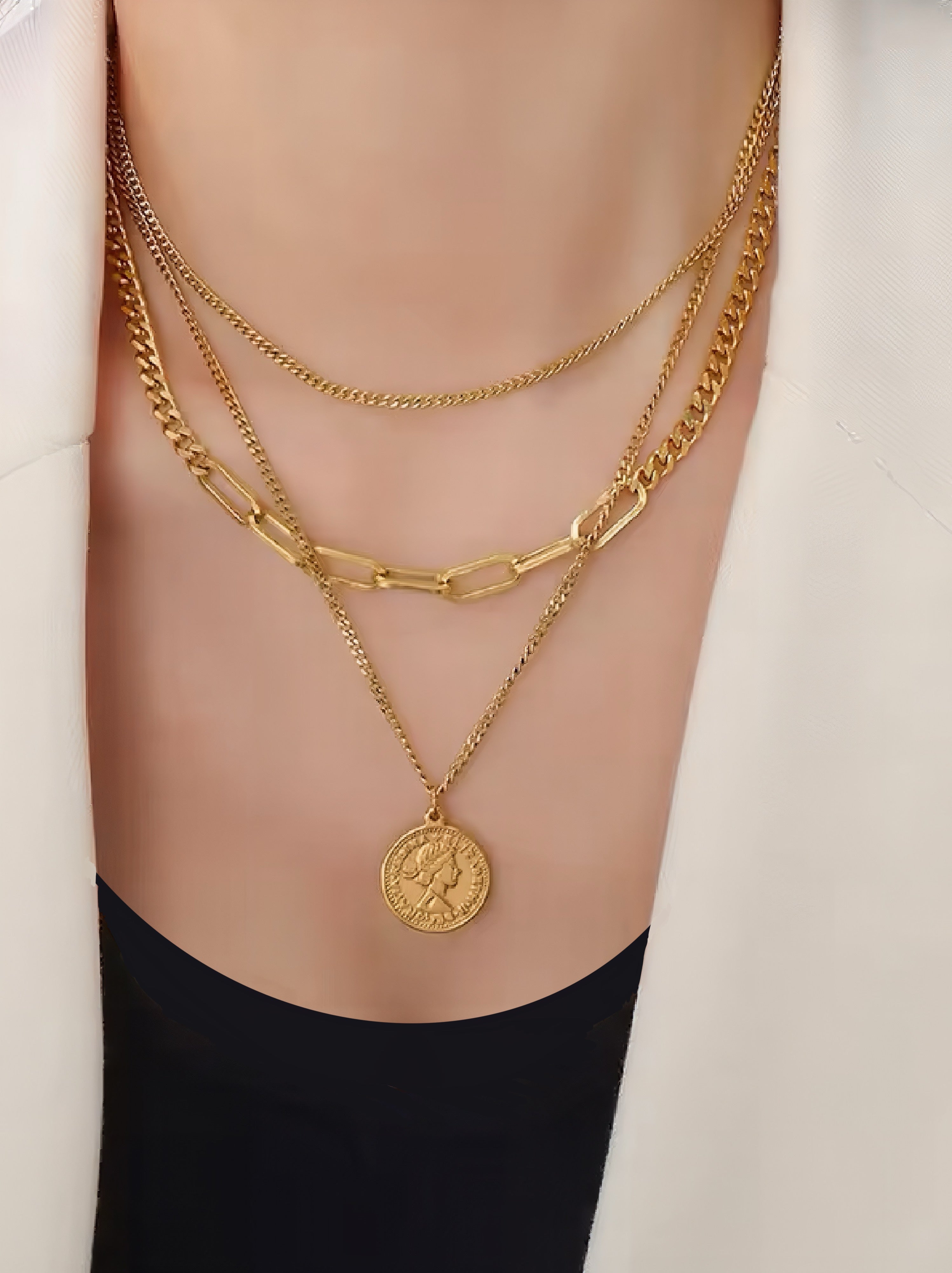 Queen's Crest Necklace