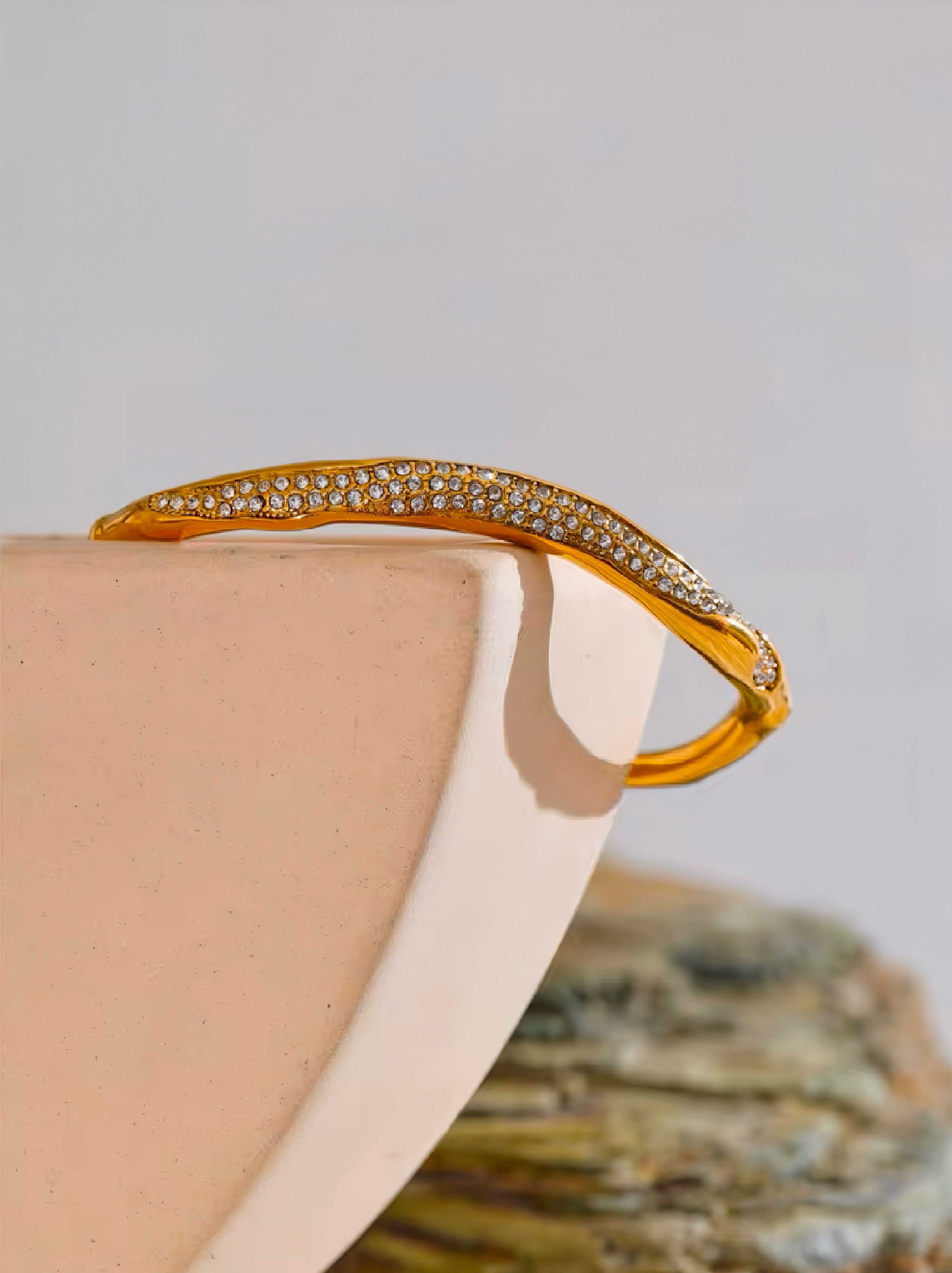 Midas’s Stream Cuff Bracelet