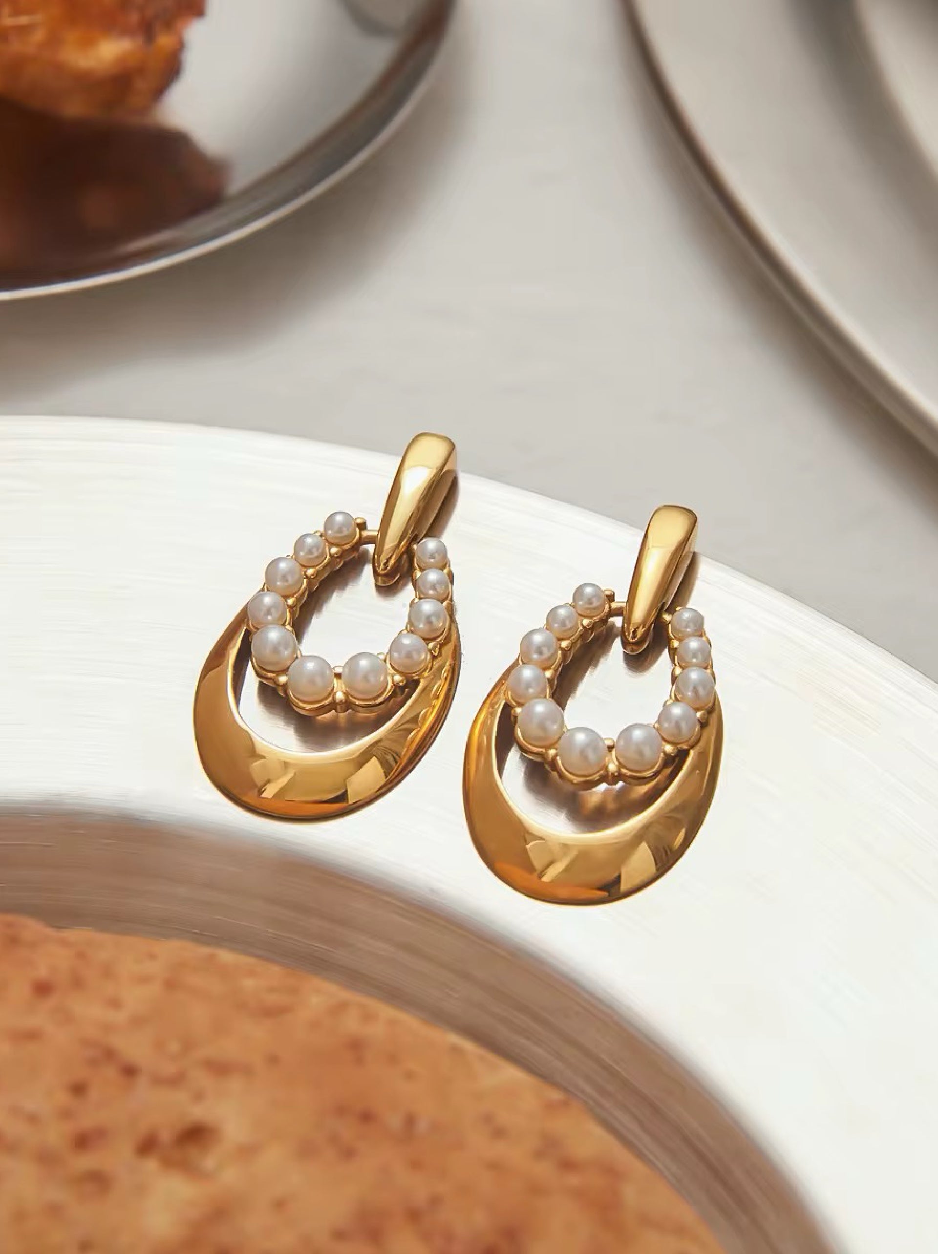 Twin Oval Pearl Earrings