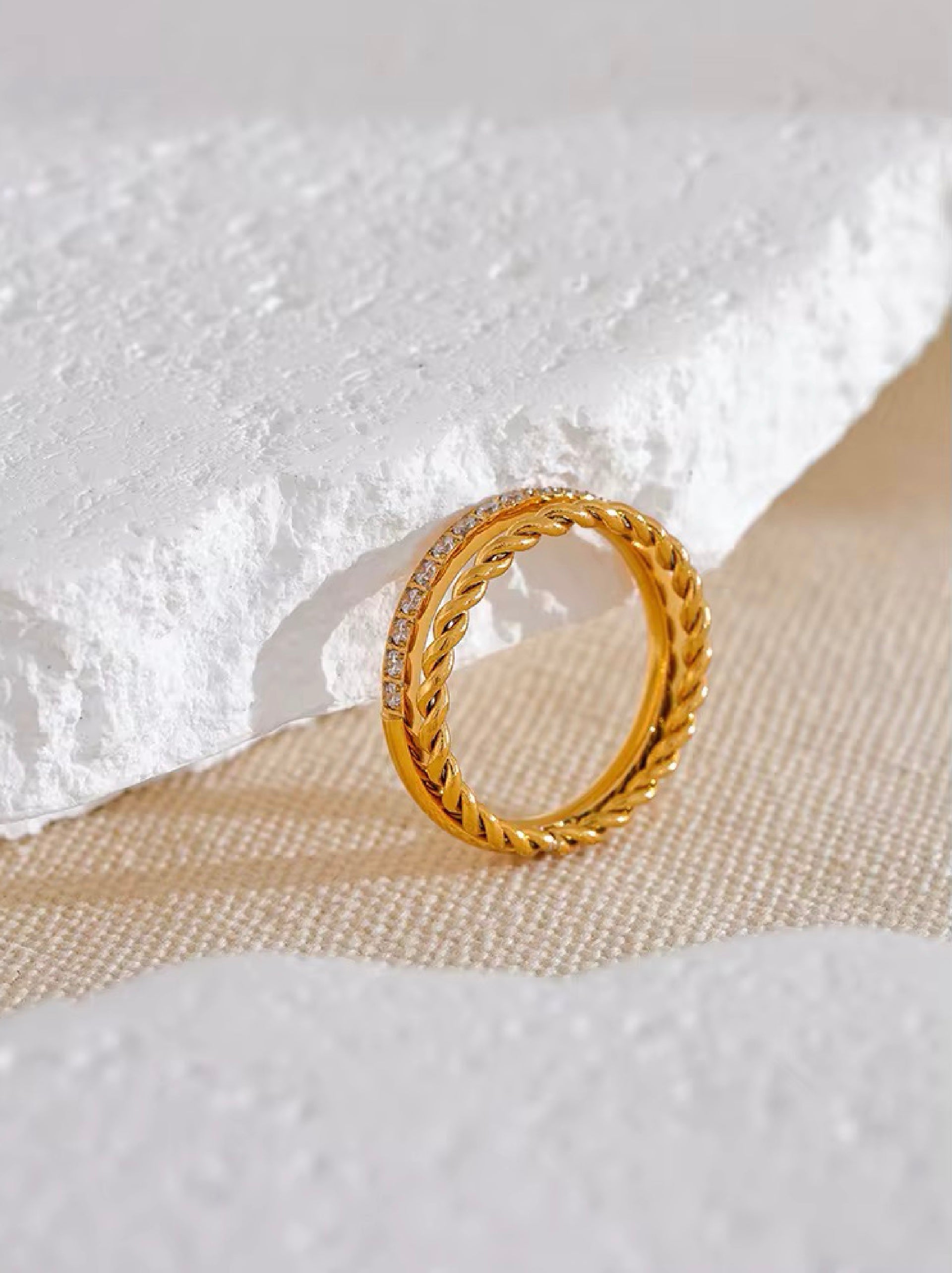 Sansa Ring