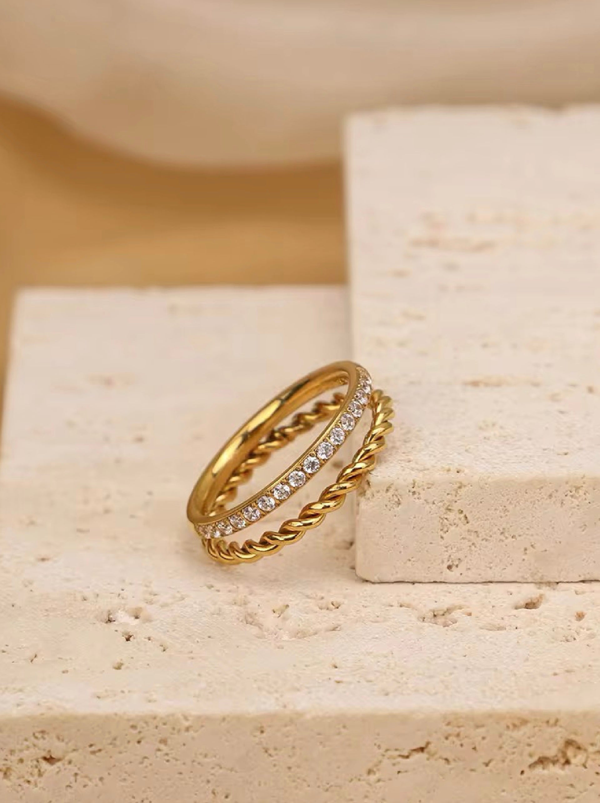 Sansa Ring