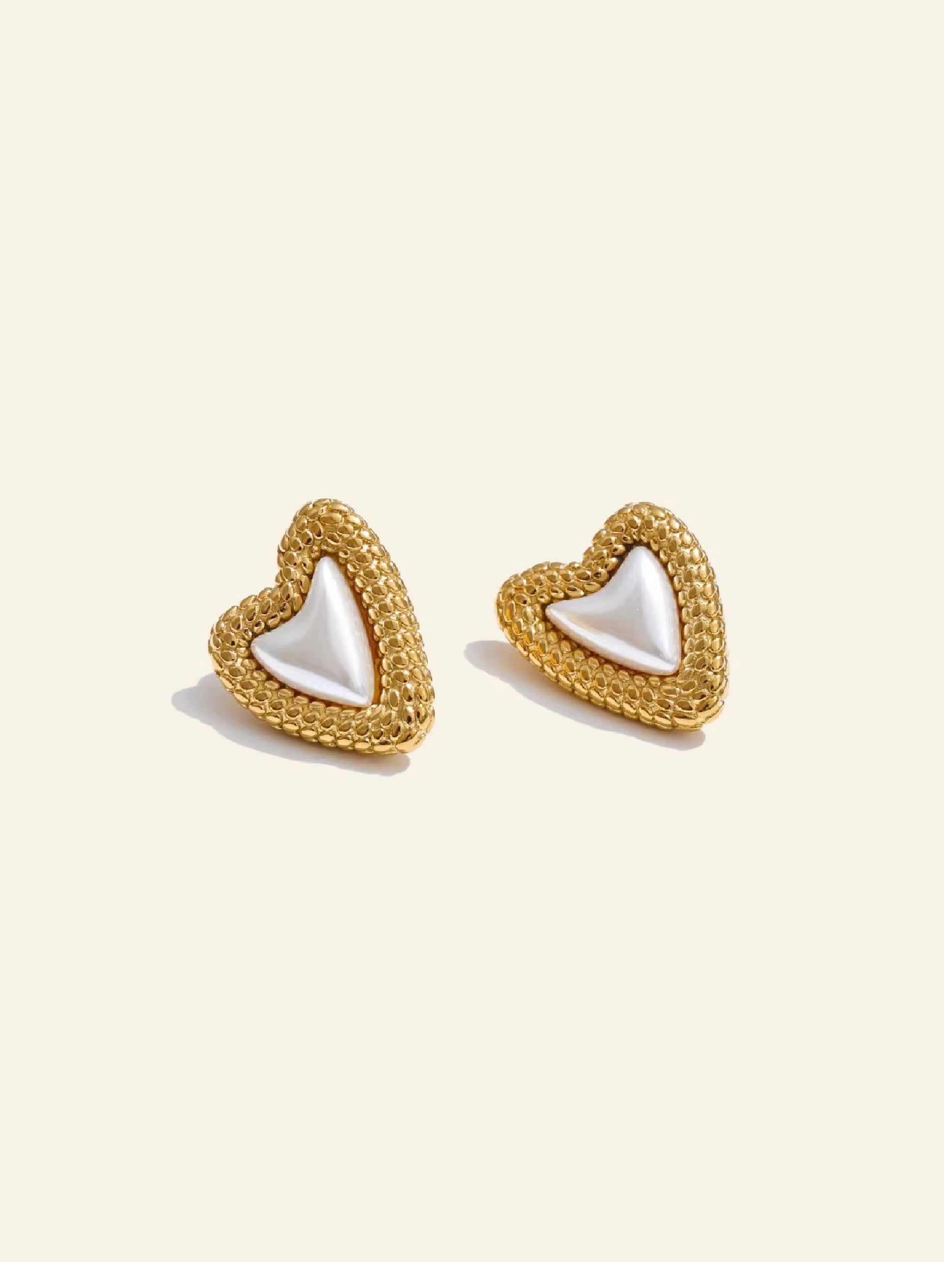 Baela Pearl Earrings