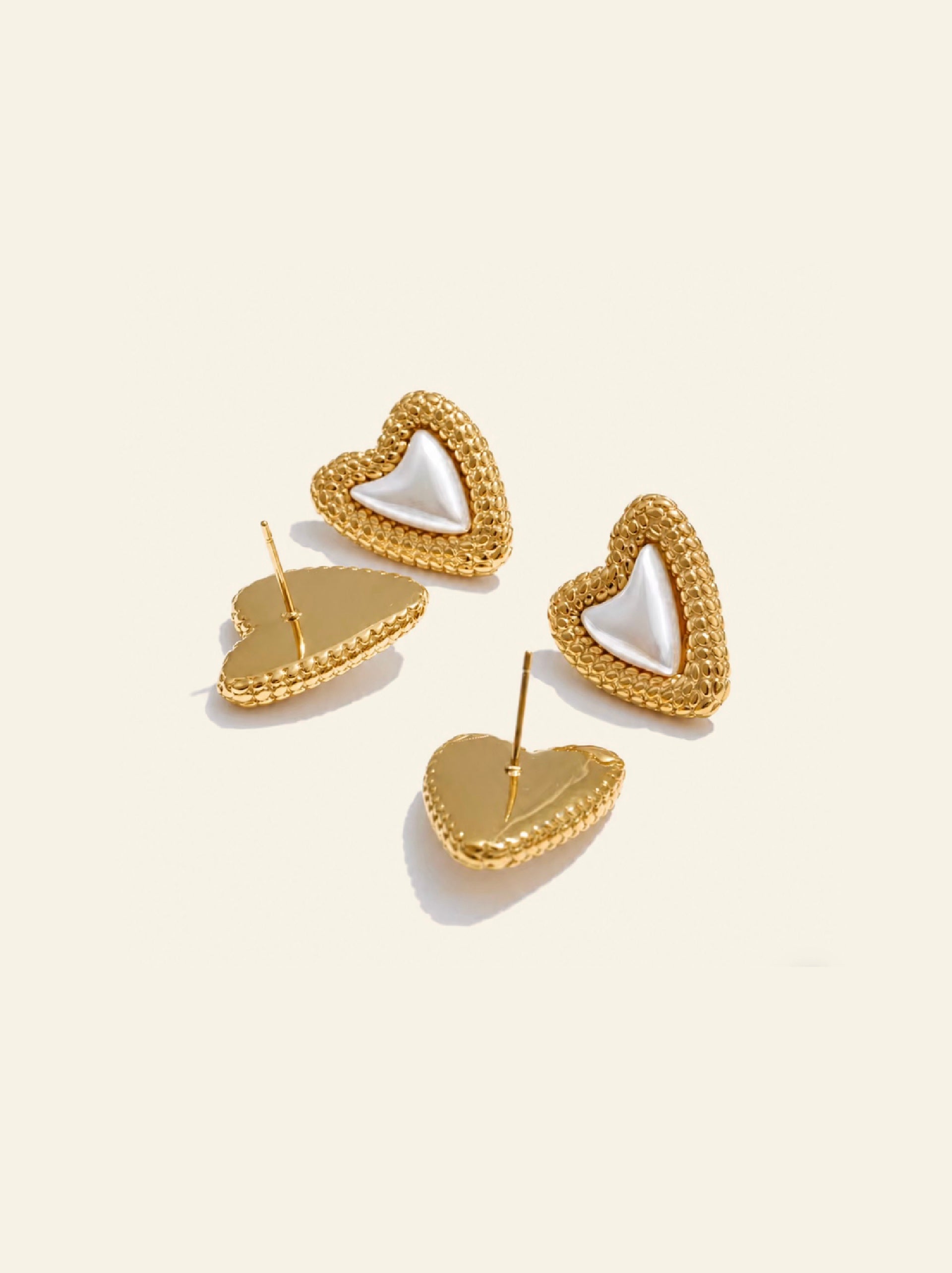 Baela Pearl Earrings