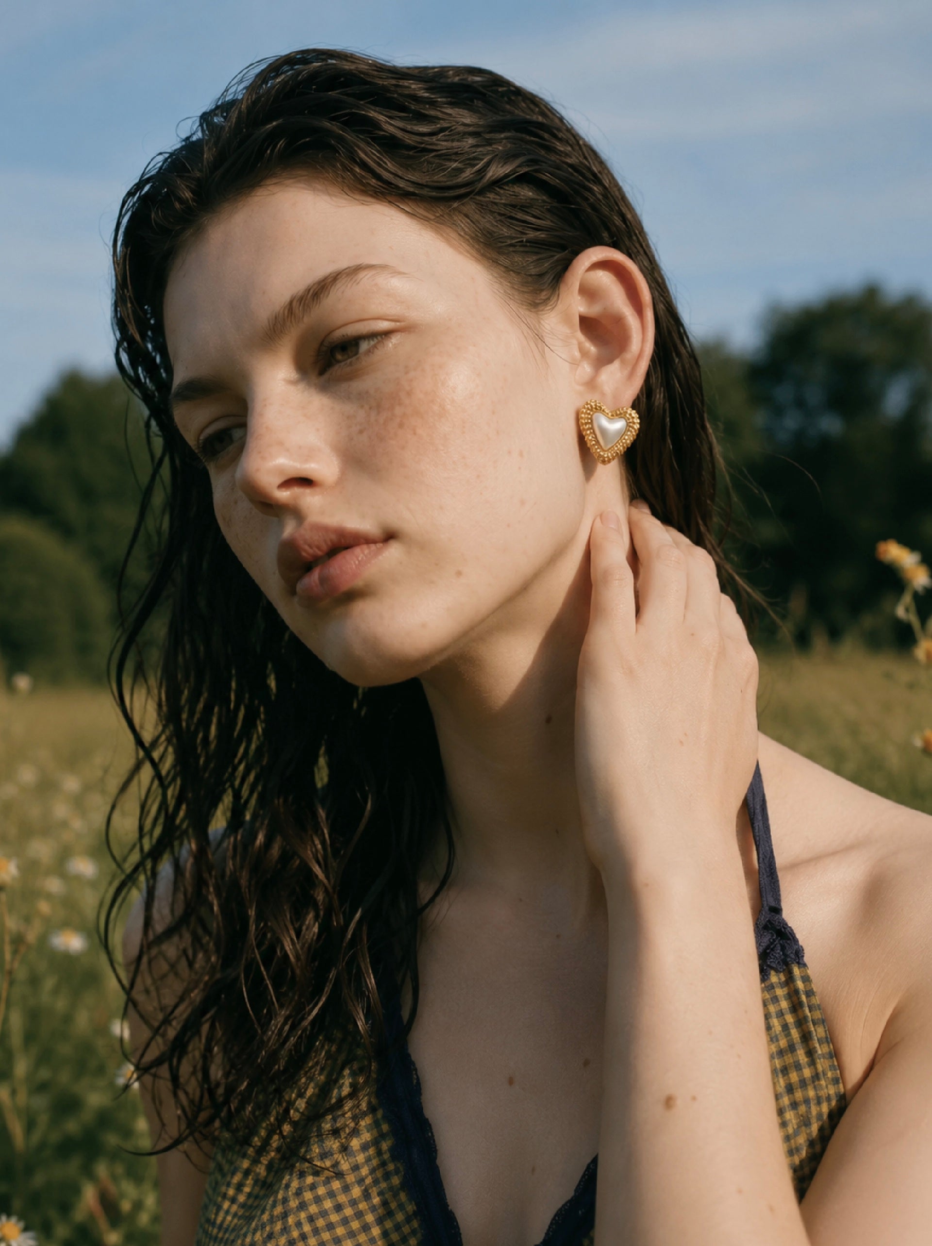 Baela Pearl Earrings