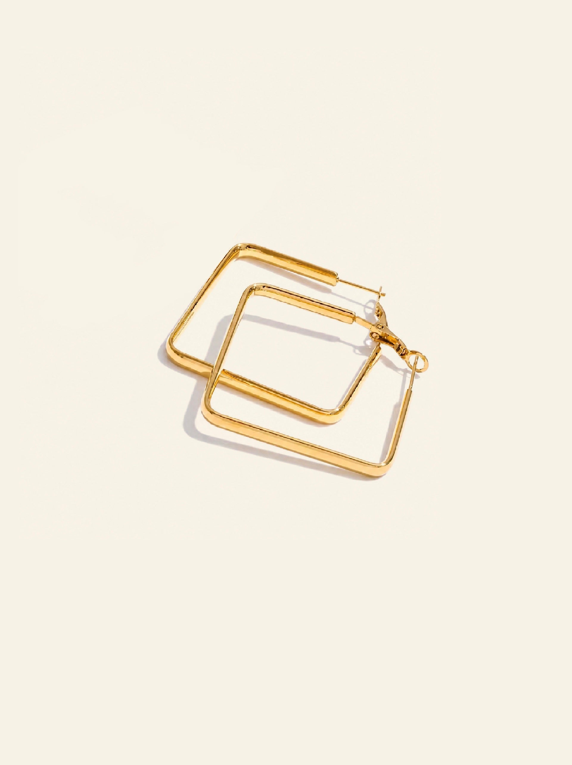 Square Classic Hoops