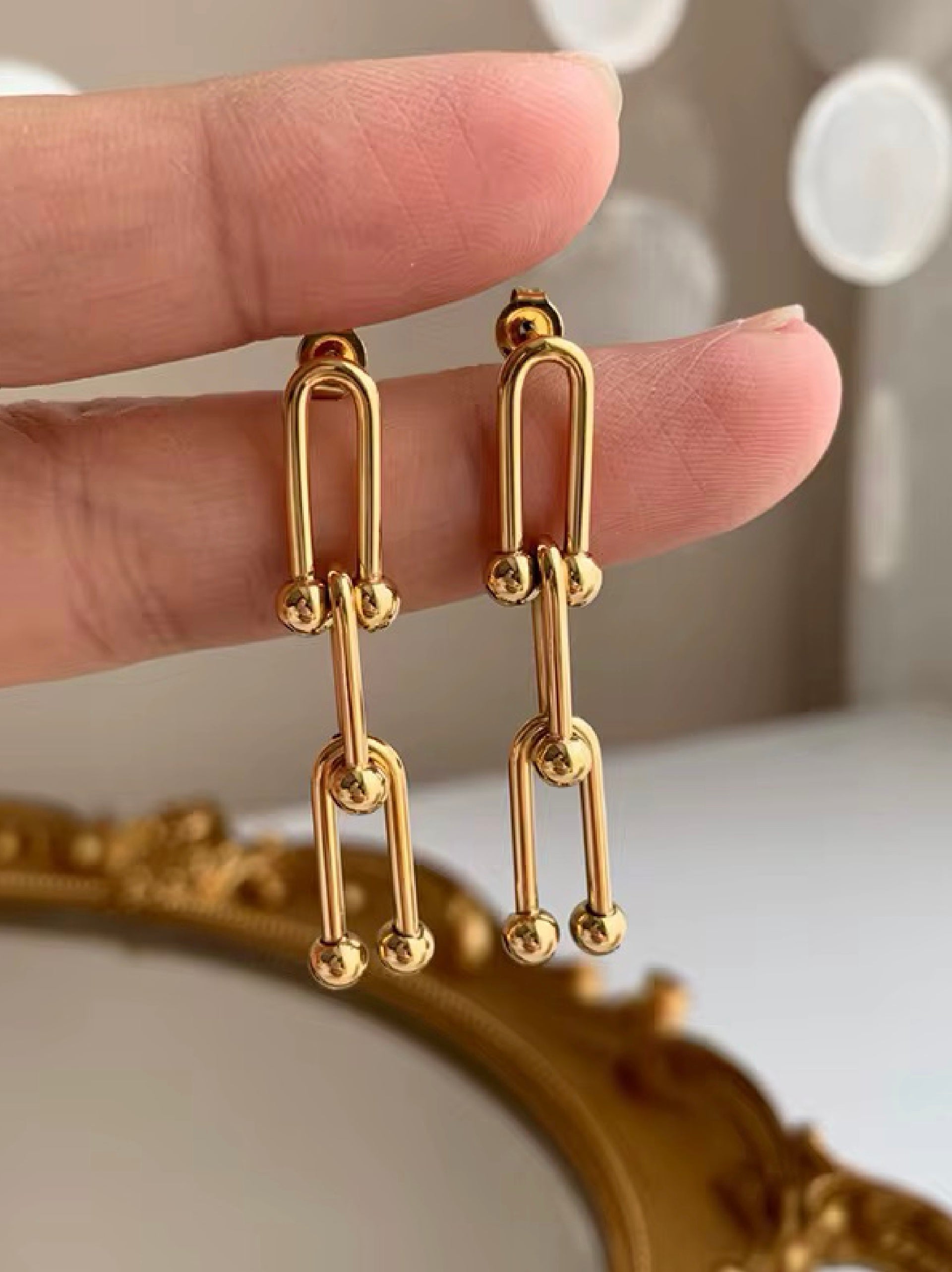 Harrenhal Earrings