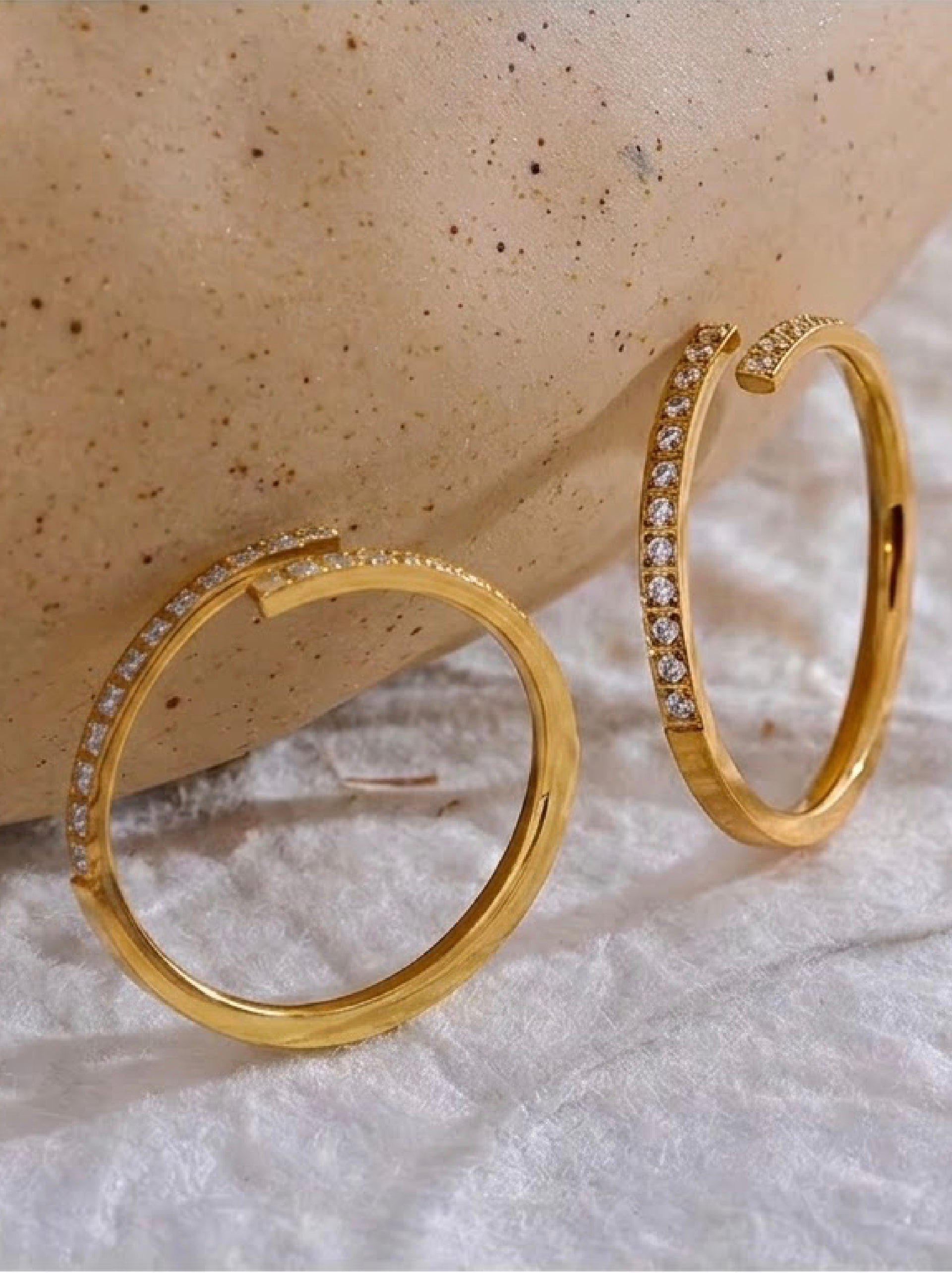 Arc ring